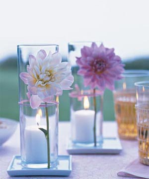 украшение стола цветами и свечами фото9
